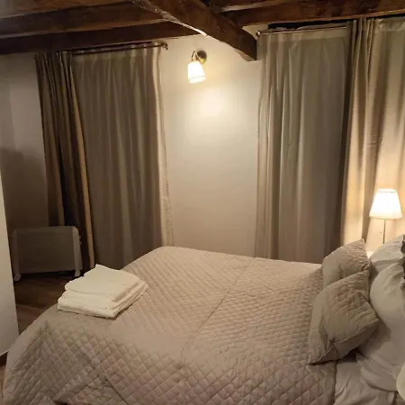 Casa Dos Conchos Casa Com 4 Quartos * Sabugueiro (Guarda)